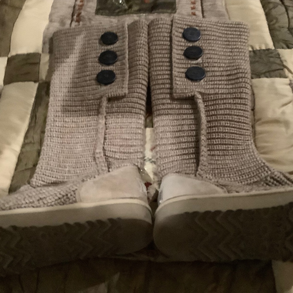 Ugg